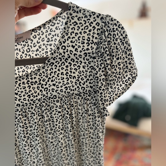 Carly Jean Babydoll Leopard Print Dress - Picture 4 of 4